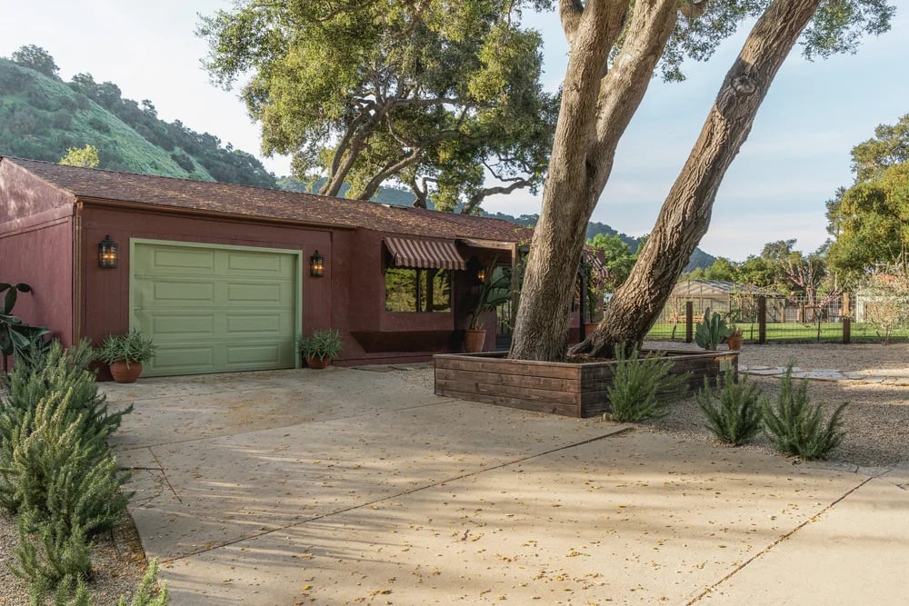 10802 Oak Knoll Road, property photograph 34