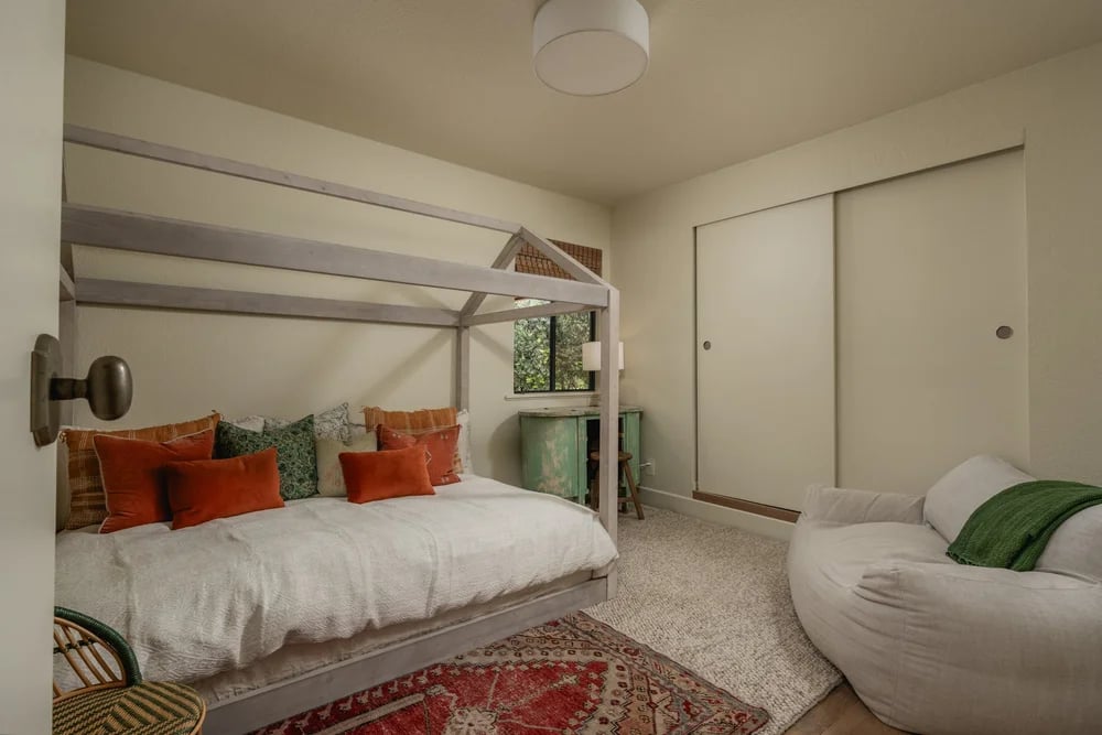 10802 Oak Knoll Road, property photograph 41