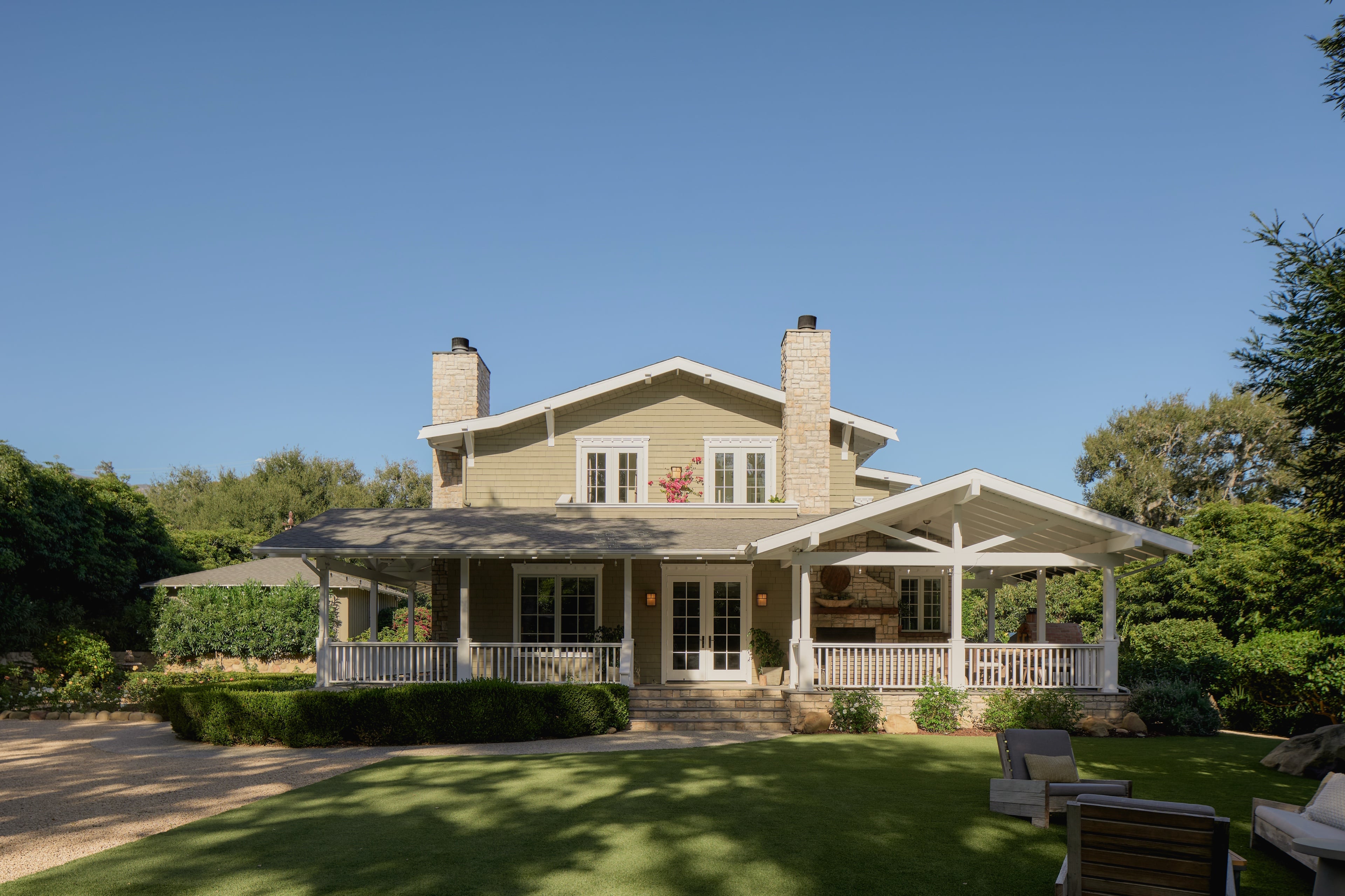 1650 East Valley Road, property photograph 1