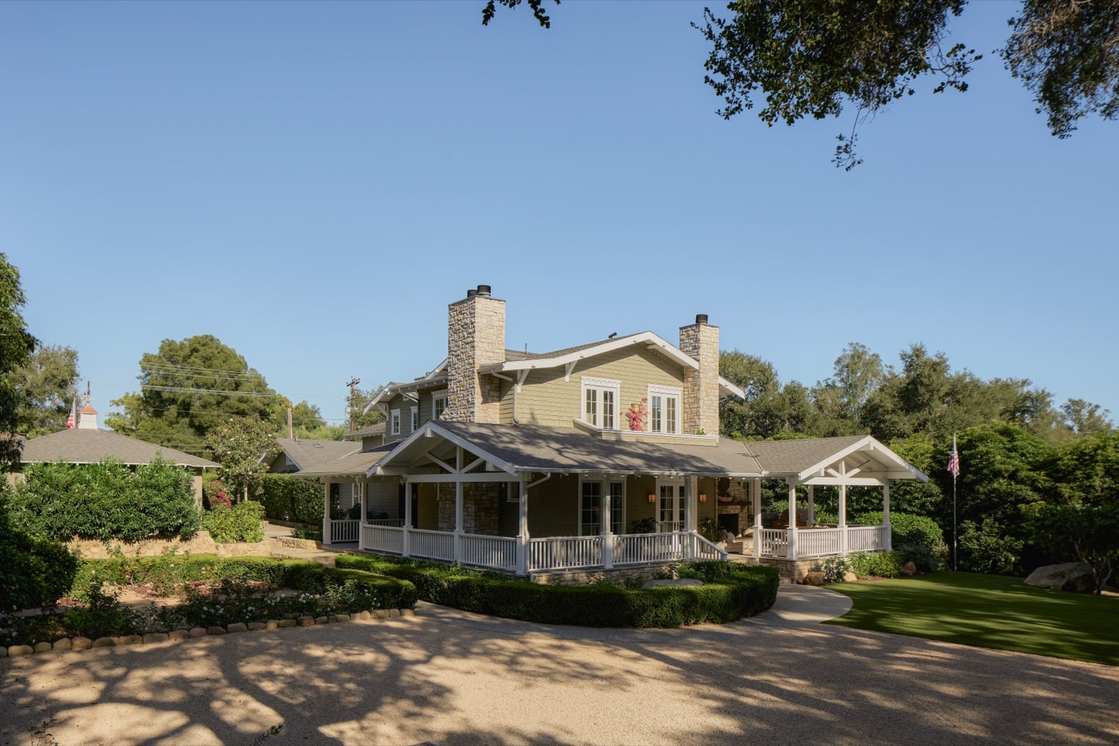1650 East Valley Road, property photograph 2