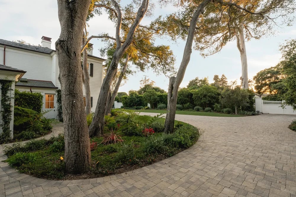 260 Oak Road, property photograph 8