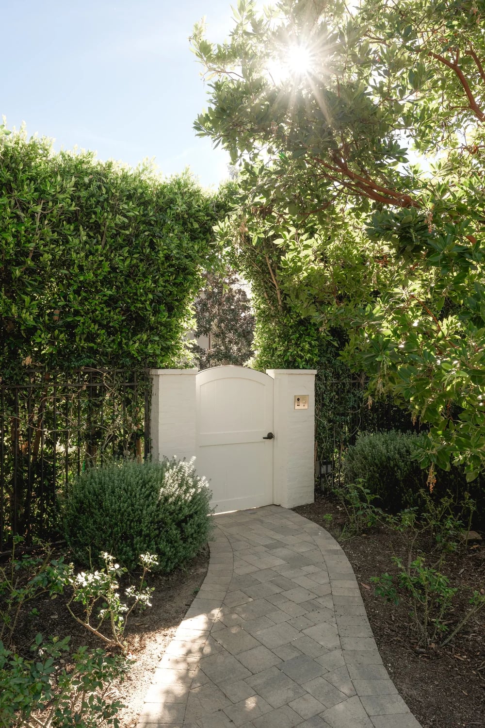 260 Oak Road, property photograph 74