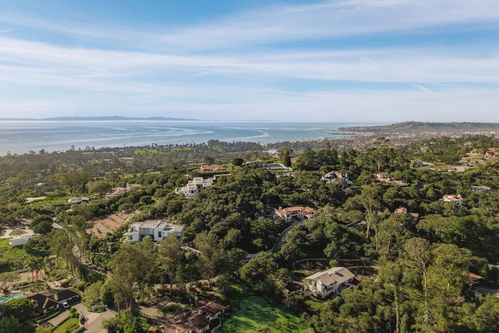 395 Woodley Road, property photograph 83