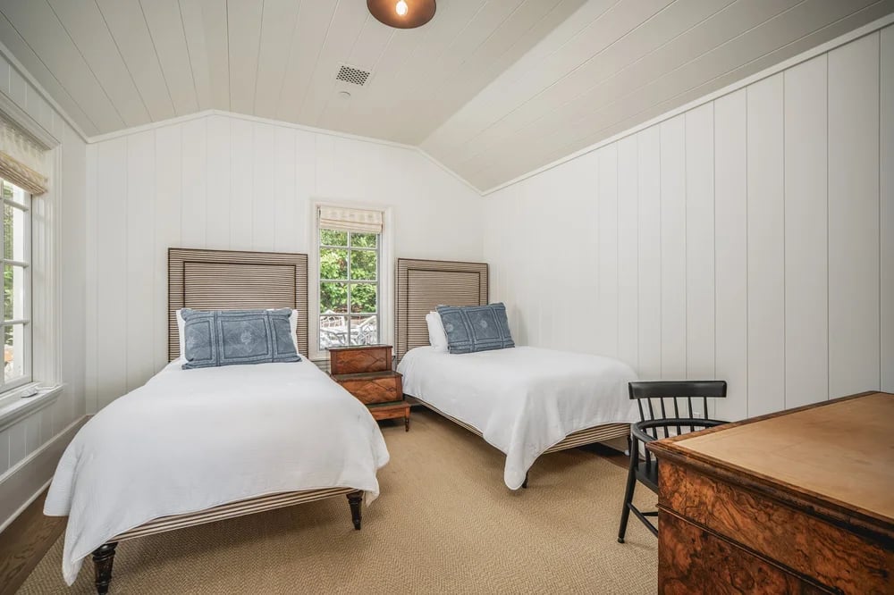 786 Hot Springs Road, property photograph 60