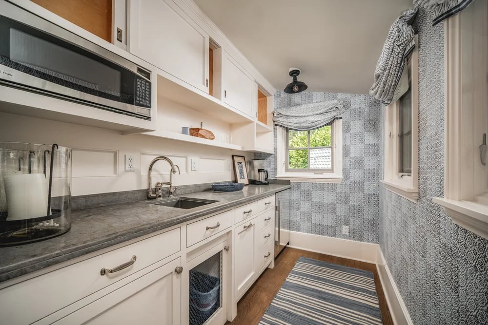 786 Hot Springs Road, property photograph 62
