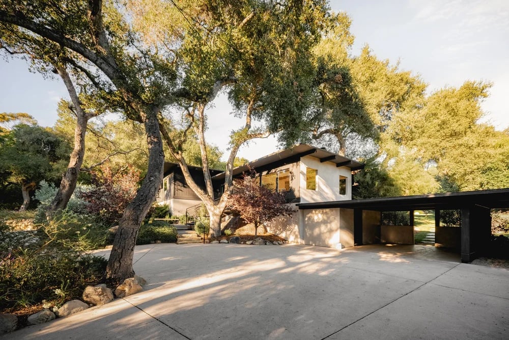 Ladera Lane, property photograph 8