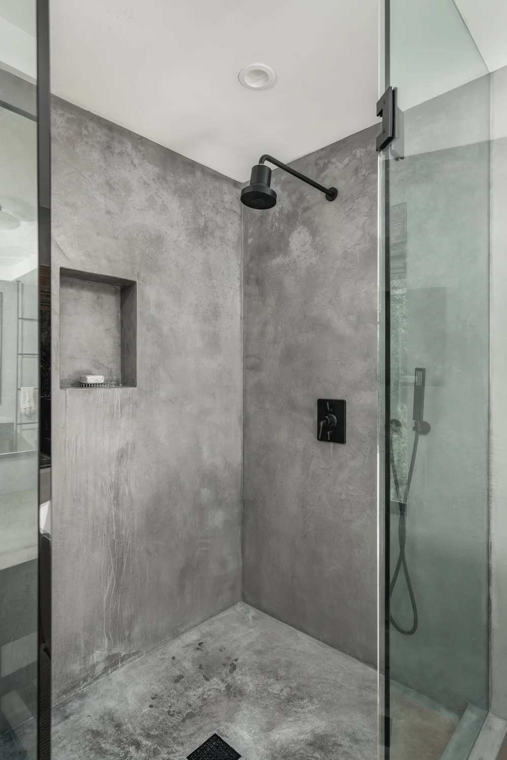 Ladera Lane, property photograph 37
